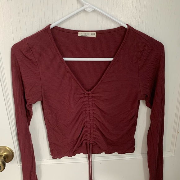 Maroon Cropped Rouched Top - Picture 3 of 5